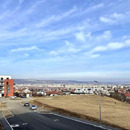 Appartamento Cityscape Corner Cluj-Napoca Esterno foto